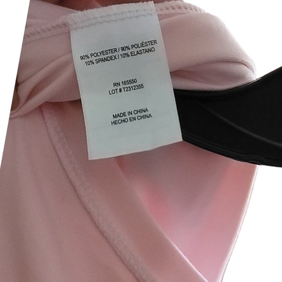 🌻 32° COOL - XXL Light Pink Sleeveless Blouse With Breast Support - Picture 5 of 8